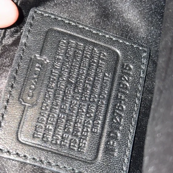 Coach F19215 Black Patent Leather Signature C Kisslock Carryall - Picture 6 of 14